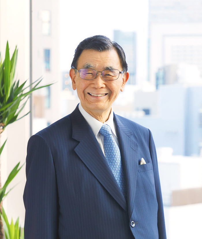 代表取締役社長 鬼塚 舜次